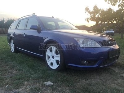 FORD MONDEO 3.0 ST 220