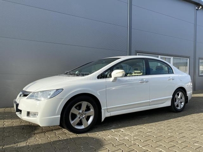 HONDA CIVIC 1.8 ES 160eKm.BézsBelső.NAVI.Tempomat.Kamera.Napfénytető