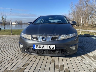 HONDA CIVIC 1.8 Executive (Automata) nem i-SHIFT