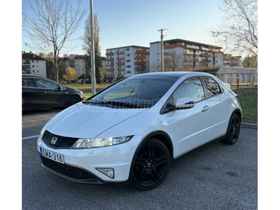 HONDA CIVIC 1.8 Sport 50 Jahre Edition