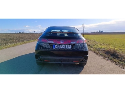 HONDA CIVIC 1.8 Sport