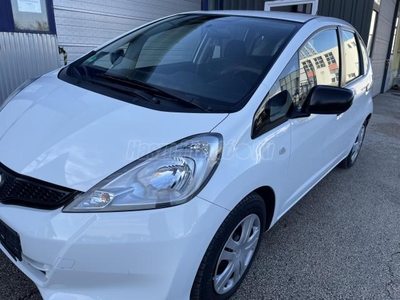 HONDA JAZZ 1.2 Trend Becsületesnepper