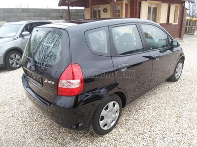 HONDA JAZZ 1.4 LS My. 2005 93.447 KM. DIGIT KLÍMA.FRISS VIZSGA+4DB TÉLI GUMI+ALUFELNIK