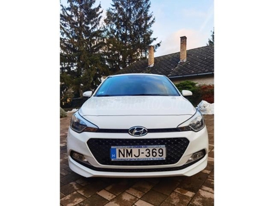 HYUNDAI I20 1.1 CRDi Comfort TULAJDONOSTÓL. GARANTÁLT KILOMÉTER. TÉLI. NYÁRI GUMIVAL. 4L-ES FOGYASZTÁS