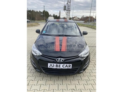 HYUNDAI I20 1.25 Go! Brasil garantált km futás. vez. szervizkönyv