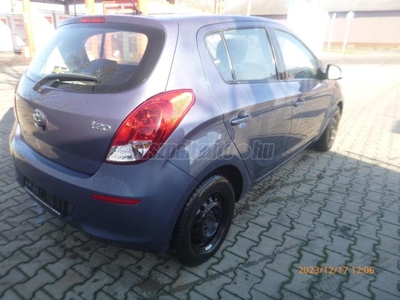 HYUNDAI I20 1.25 Life AC