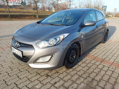 HYUNDAI I30 1.4i Easy Life