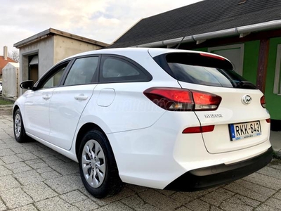 HYUNDAI I30 1.6 CRDi MP Comfort Magyar! 1 Gazdás! Sz.könyv!