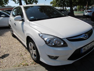 HYUNDAI I30 i30u 1.6 CRDi LP Comfort Magyarországi 152000km