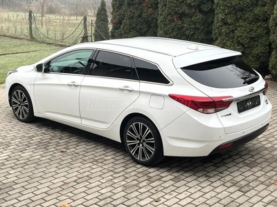 HYUNDAI I40 1.7 CRDi HP Executive Automata.FULL+.1.Tulajdonos.Vezetett szervizkönyv.Téli / Nyári kerekek