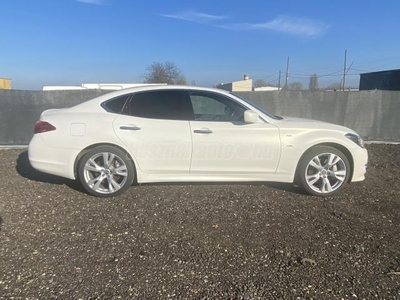 INFINITI M30d 3.0 V6 S Premium (Automata)