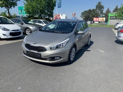 KIA CEE'D 1.4 CVVT LX Base