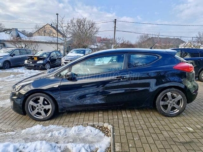 KIA PRO CEE'D 1.6 CRDi LX EURO5 145000KM-PDC-ALU-LED-TEMPOMAT