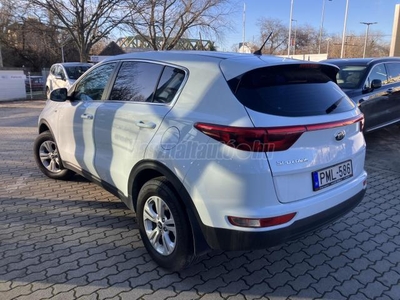 KIA SPORTAGE 1.6 GDI EX Magyar. Szervizkönyv