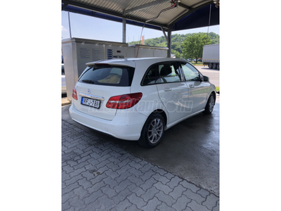 MERCEDES-BENZ B 180 CDI