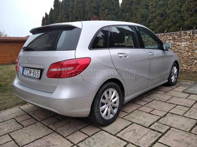 MERCEDES-BENZ B-OSZTÁLY B 180 BlueEFFICIENCY Edition