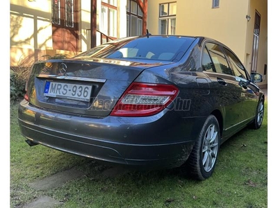 MERCEDES-BENZ C 180 BlueEFFICIENCY Avantgarde