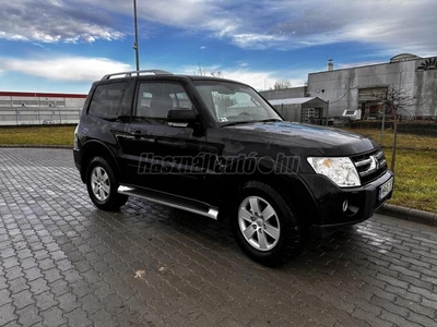 MITSUBISHI PAJERO 3.2 DI-DC Intense Plus (Automata)