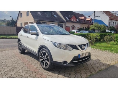 NISSAN QASHQAI 1.6 dCi Tekna 4WD Start&Sto