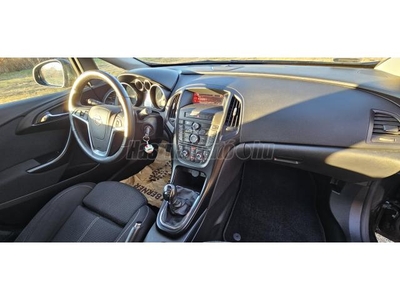 OPEL ASTRA J 1.3 CDTI EcoFLEX Start-Stop Cosmo