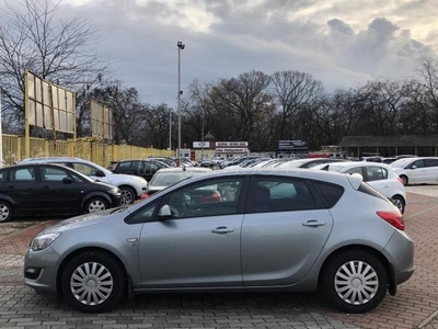 OPEL ASTRA J 1.4 T Cosmo GYÁRILAG BENZIN+GÁZÜZEMŰ! 140 LÓERŐS