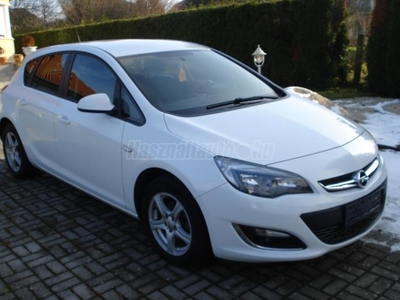 OPEL ASTRA J 1.6 Enjoy