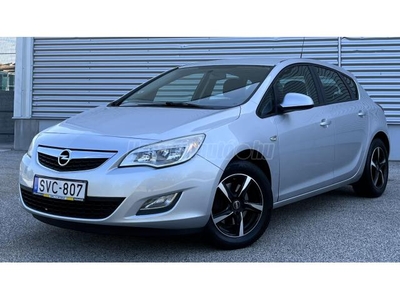 OPEL ASTRA J 2.0 CDTI Sport