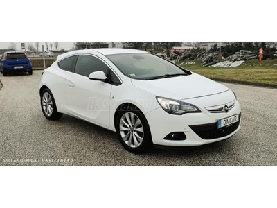 OPEL ASTRA J GTC 1.4 T Sport