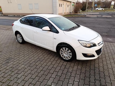 OPEL ASTRA J Sedan 1.6 Enjoy EURO6