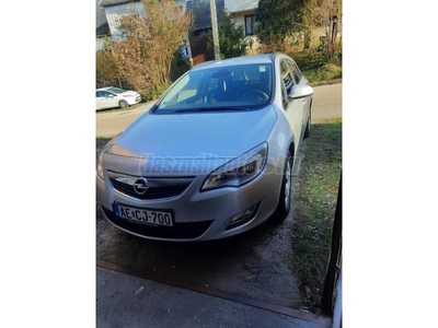 OPEL ASTRA J Sports Tourer 1.7 CDTI Active