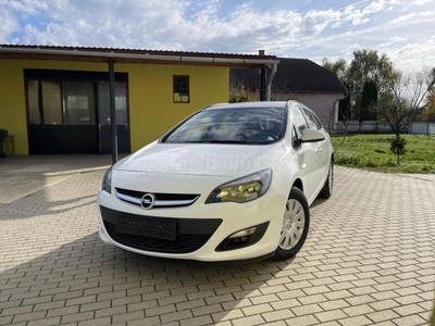 OPEL ASTRA J Sports Tourer 2.0 CDTI Cosmo