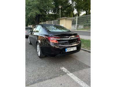 OPEL INSIGNIA 1.6 CDTI Cosmo (Automata)