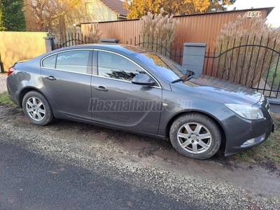 OPEL INSIGNIA 1.8 Cosmo