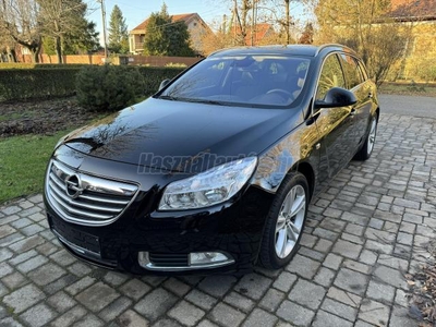 OPEL INSIGNIA Sports Tourer 2.0 CDTI Cosmo 180.000 km XENON NAVI FÉL-BÖR