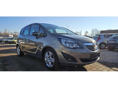 OPEL MERIVA 1.4 T Cosmo Panorámatető. ülés és kormány fűtés. kanyarkövető. vonóhorog. 84777km!