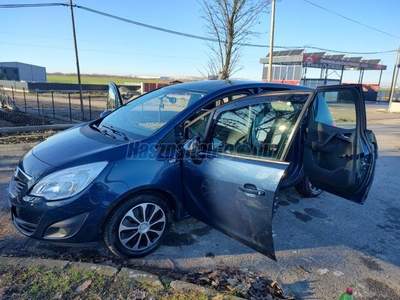 OPEL MERIVA B 1.4 T Enjoy