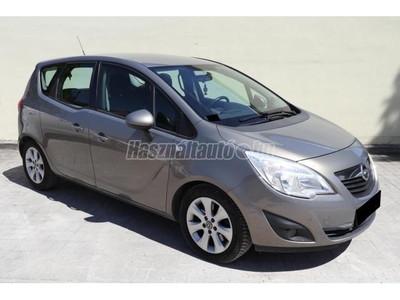 OPEL MERIVA B 1.7 CDTI Cosmo