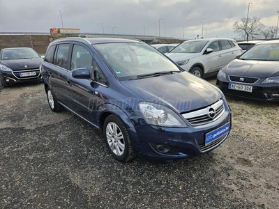 OPEL ZAFIRA B 2.2 Cosmo (Automata)