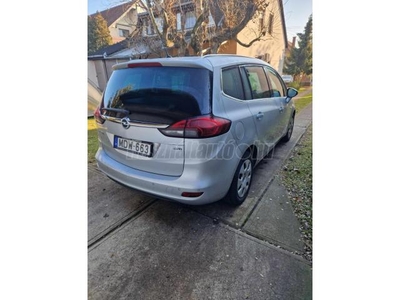 OPEL ZAFIRA TOURER 2.0 CDTI Selection (7 személyes ) magyar. első tul.. szervizkönyv