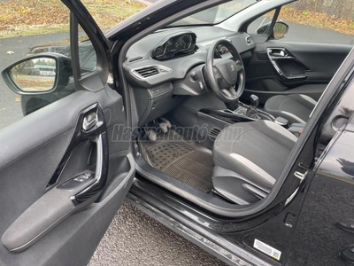 PEUGEOT 2008 1.2 PureTech Active 125000 km! Szép állapotban