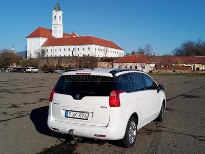 PEUGEOT 5008 1.6 THP Allure (7 személyes )