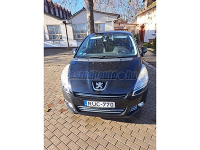 PEUGEOT 5008 2.0 HDi Active