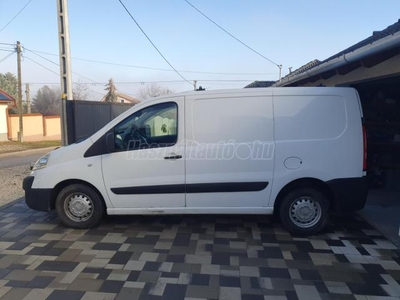 PEUGEOT EXPERT 1.6 HDi FT 270 L1H1