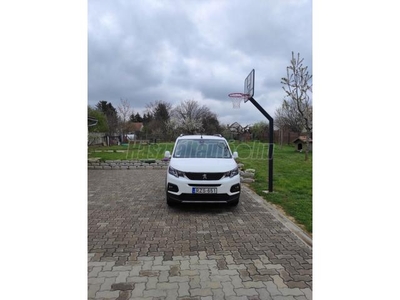 PEUGEOT RIFTER 1.5 BlueHDi Allure S&S (7 személyes )