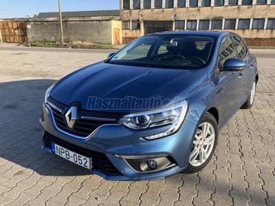 RENAULT MEGANE 1.2 TCe Premiere Edition RFB