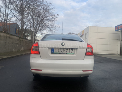 SKODA OCTAVIA 1.4 Clever