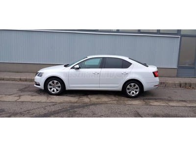 SKODA OCTAVIA 1.4 TSI Style Magyarországi. RS belsővel gyárilag. 97000Km.rel. szervizkönyves