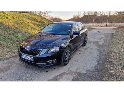 SKODA OCTAVIA 2.0 CR TDI Style első tulaj. vezetett szervizkönyv