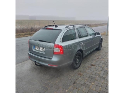 SKODA OCTAVIA Combi 1.4 TSI Elegance