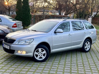 SKODA OCTAVIA Combi 1.6 CR TDI Ambition 4x4 Vezérlés Lecserélve! Téli-Nyári Kerék!